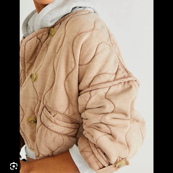 NWT FREE PEOPLE gwynnie quilted crop jacket in champagne diamonds size large - Picture 5 of 15